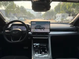 Geely Preface 2026 2.0T Восточный Яо Wangwang версия интерьер фото 15