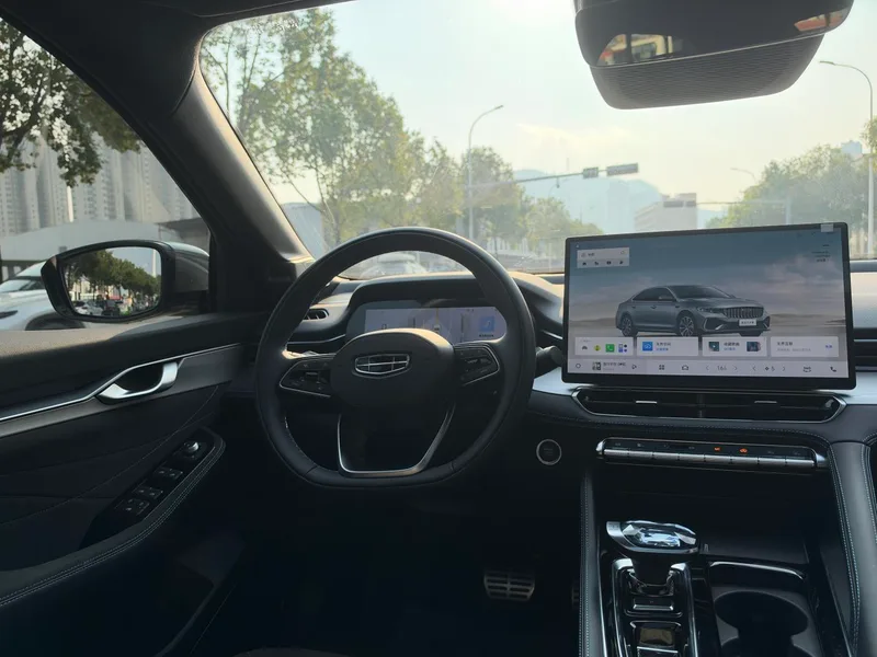 Geely Preface 2026 2.0T Восточный Яо Wangwang версия интерьер фото 17