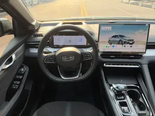 Geely Preface 2026 2.0T Восточный Яо Wangwang версия интерьер фото 19