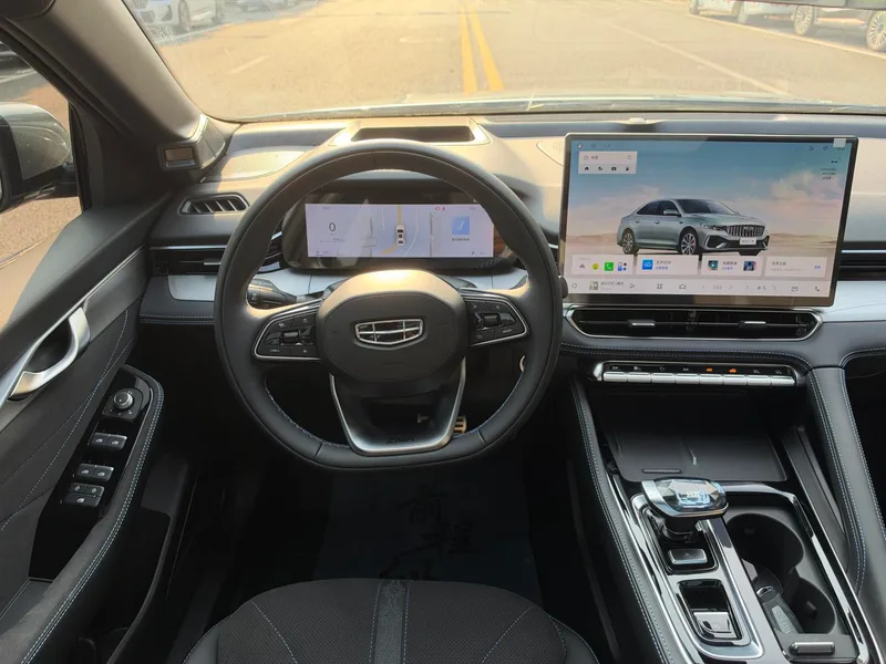Geely Preface 2026 2.0T Восточный Яо Wangwang версия интерьер фото 19