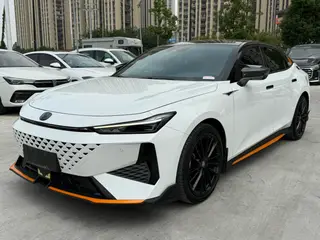 Changan UNI-V 2024 1.5T Luxury sports-style exterior photo 1