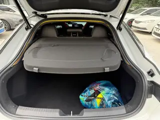 Changan UNI-V 2024 1.5T Luxury sports-style interior photo 11