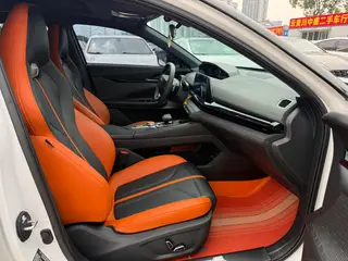 Changan UNI-V 2024 1.5T Luxury sports-style interior photo 13