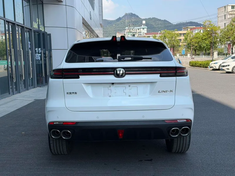 Changan UNI-K 2024 2.0T Yue Shang Type exterior photo 6 Changan UNI-K 2024 2.0T Yue Shang Type exterior photo 6