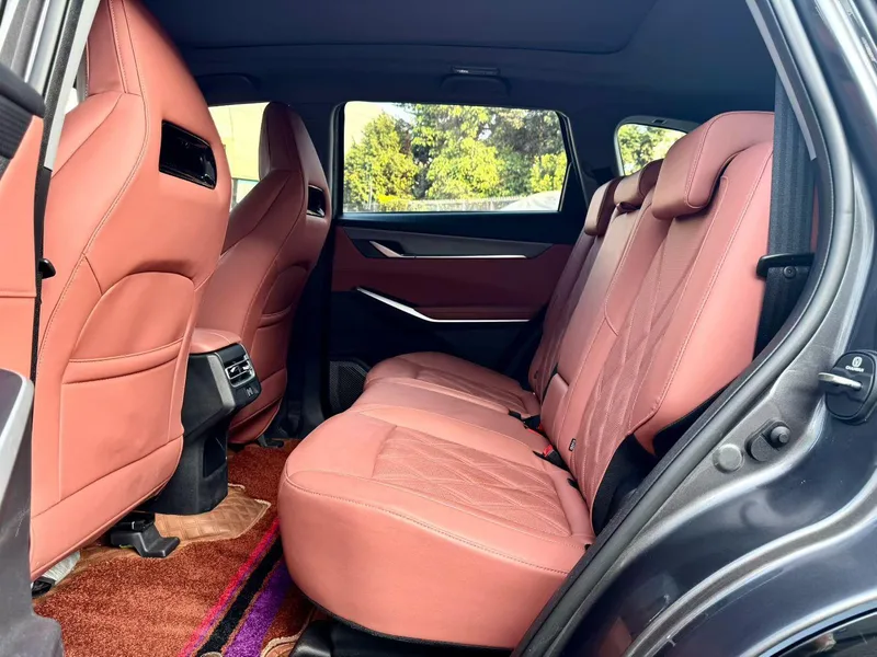 Changan CS75 PLUS 2023 Third generation 2.0T Automatic Deluxe interior photo 7 Changan CS75 PLUS 2023 Third generation 2.0T Automatic Deluxe interior photo 7
