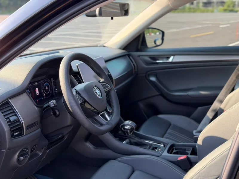 Skoda Kodiaq 2019 TSI330 5 Seat Two-Drive Luxury Premium Edition China V exterior photo 10 Skoda Kodiaq 2019 TSI330 5 Seat Two-Drive Luxury Premium Edition China V exterior photo 10