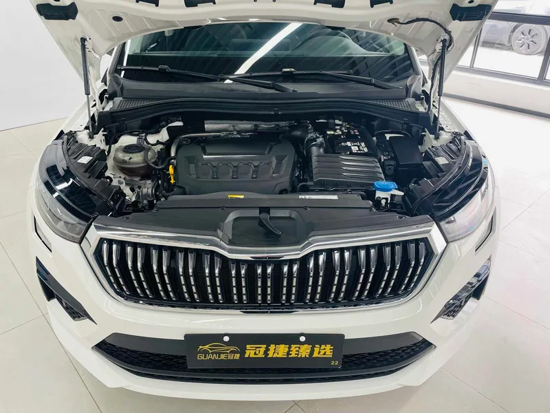 Skoda Kodiaq 2024 TSI330 5 Versión de fuerza de tracción en dos ruedas exterior foto 2 Skoda Kodiaq 2024 TSI330 5 Versión de fuerza de tracción en dos ruedas exterior foto 2