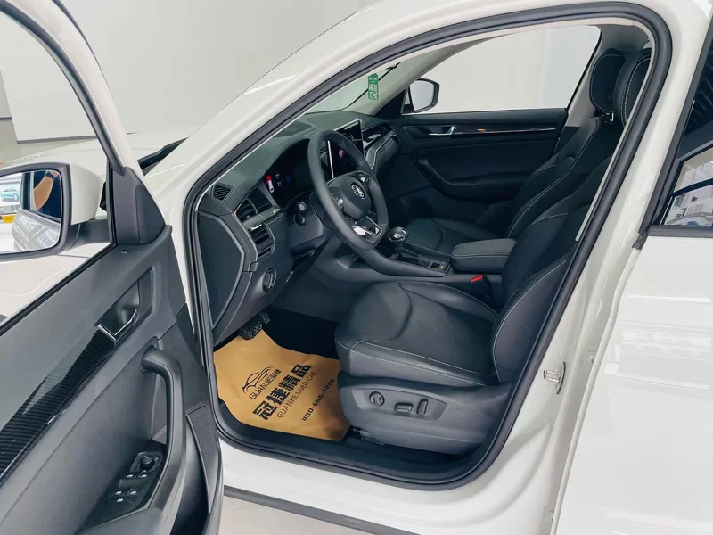 Skoda Kodiaq 2024 TSI330 5 Versión de fuerza de tracción en dos ruedas exterior foto 5 Skoda Kodiaq 2024 TSI330 5 Versión de fuerza de tracción en dos ruedas exterior foto 5