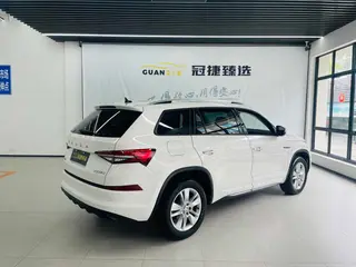 Skoda Kodiaq 2024 TSI330 5 Versión de fuerza de tracción en dos ruedas interior foto 16 Skoda Kodiaq 2024 TSI330 5 Versión de fuerza de tracción en dos ruedas interior foto 16
