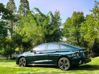Chery Arrizo 8 2023 High-energy version 2.0T DCT Imperial exterior photo 6 Chery Arrizo 8 2023 High-energy version 2.0T DCT Imperial exterior photo 6