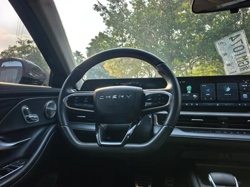 Chery Arrizo 8 2023 High-energy version 2.0T DCT Imperial interior photo 15 Chery Arrizo 8 2023 High-energy version 2.0T DCT Imperial interior photo 15