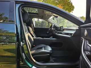 Chery Arrizo 8 2023 High-energy version 2.0T DCT Imperial interior photo 17 Chery Arrizo 8 2023 High-energy version 2.0T DCT Imperial interior photo 17