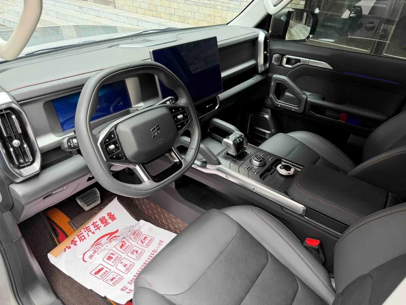 Jetour T2 2023 2.0TD Four-wheel drive Conquer interior photo 10 Jetour T2 2023 2.0TD Four-wheel drive Conquer interior photo 10