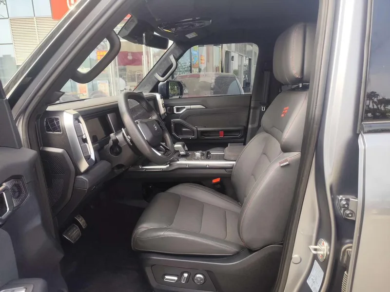 Jetour T2 2023 2.0TD Four-wheel drive Time travel PRO+ exterior photo 3