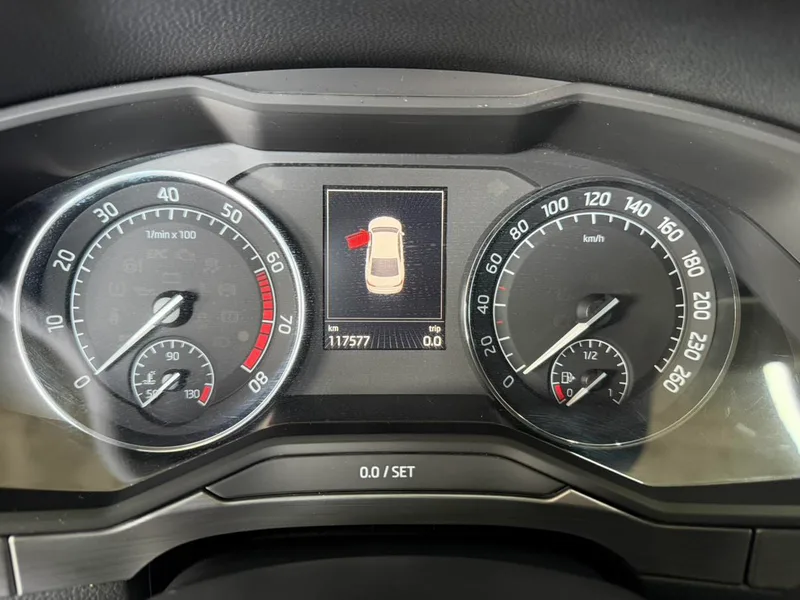 Skoda Superb 2017 TSI280 DSG Edición campeona interior foto 9 Skoda Superb 2017 TSI280 DSG Edición campeona interior foto 9
