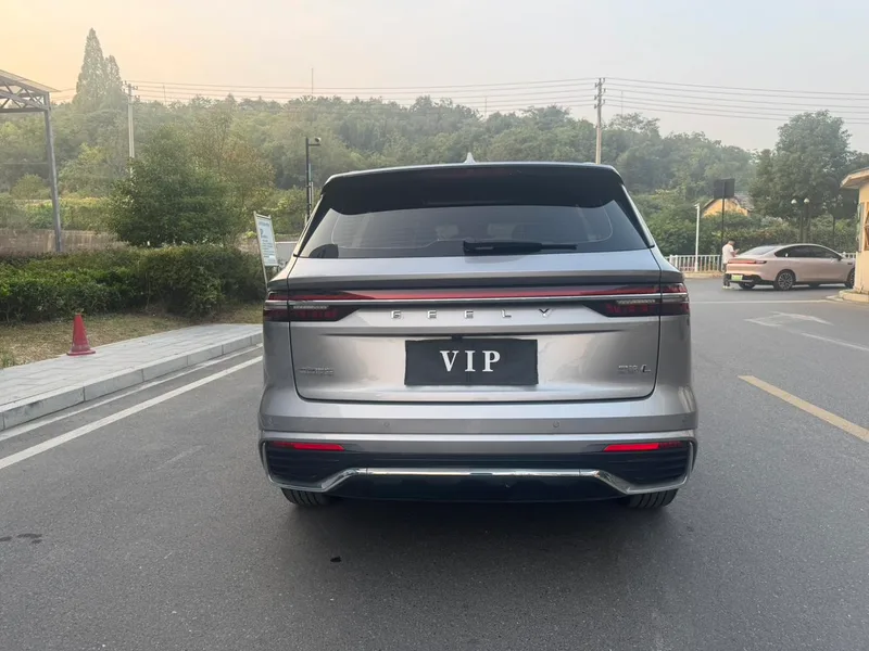 Geely Monjaro 2024 2.0TD Versión en la nube de tracción en dos ruedas automática de alta potencia exterior foto 7