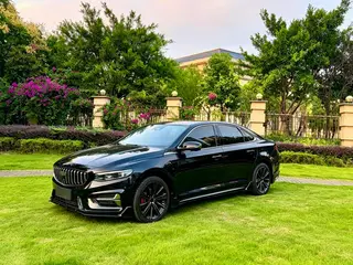 Geely Preface 2025 1.5T Oriente Yao Edición Kunlun