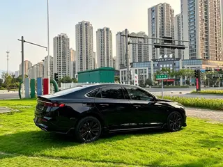 Geely Preface 2025 1.5T Oriental Yao Kunlun Edition exterior photo 4 Geely Preface 2025 1.5T Oriental Yao Kunlun Edition exterior photo 4