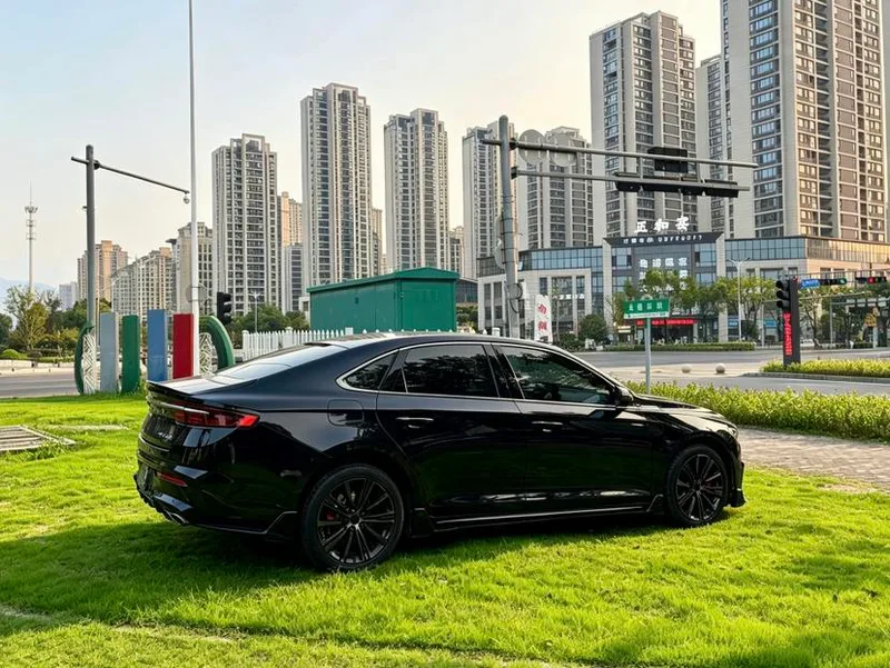 Geely Preface 2025 1.5T Oriental Yao Kunlun Edition exterior photo 4 Geely Preface 2025 1.5T Oriental Yao Kunlun Edition exterior photo 4