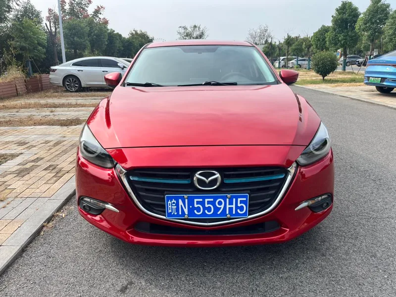 Mazda Mazda3 Axela 2017 Three-box 1.5L Automatic Luxury Model Country VI exterior photo 2 Mazda Mazda3 Axela 2017 Three-box 1.5L Automatic Luxury Model Country VI exterior photo 2