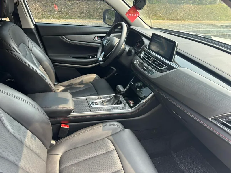 Changan CS75 2021 Glory Million Edition 280T DCT Pilot type interior photo 9 Changan CS75 2021 Glory Million Edition 280T DCT Pilot type interior photo 9