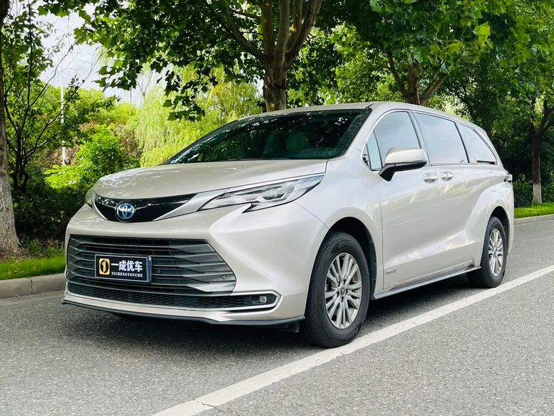 Toyota Sienna 2023 Double moteur 2.5L Version confortable extérieur photo 1 Toyota Sienna 2023 Double moteur 2.5L Version confortable extérieur photo 1
