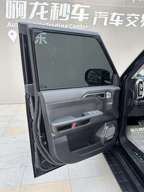 Jetour T2 2024 2.0TD Four-wheel drive Time travel PRO Entertainment Edition interior photo 12 Jetour T2 2024 2.0TD Four-wheel drive Time travel PRO Entertainment Edition interior photo 12