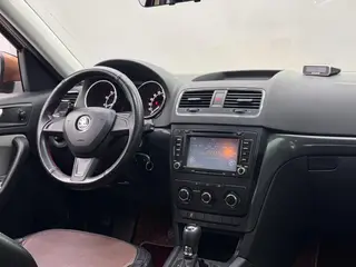 Skoda Yeti 2016 1.4TSI DSG Line Creation Edition interior photo 10 Skoda Yeti 2016 1.4TSI DSG Line Creation Edition interior photo 10
