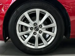 Mazda Atenza 2017 2.0L Blue Sky Deluxe Edition interior photo 13 Mazda Atenza 2017 2.0L Blue Sky Deluxe Edition interior photo 13