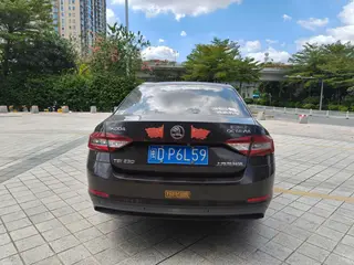 Skoda Octavia 2018 TSI230 DSG Comfort Edition exterior photo 5 Skoda Octavia 2018 TSI230 DSG Comfort Edition exterior photo 5