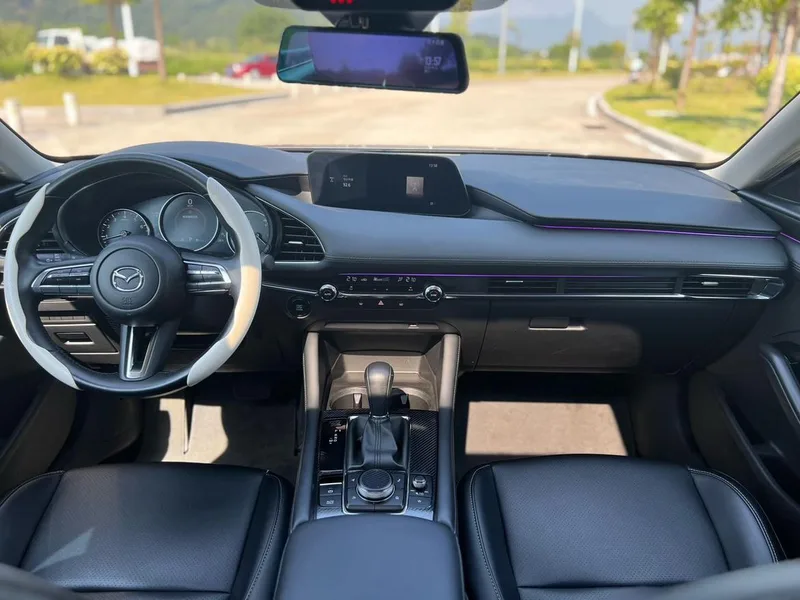 Mazda Mazda3 Axela 2021 2.0L Automatic quality dazzle version interior photo 12 Mazda Mazda3 Axela 2021 2.0L Automatic quality dazzle version interior photo 12