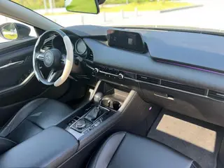 Mazda Mazda3 Axela 2021 2.0L Automatic quality dazzle version interior photo 14 Mazda Mazda3 Axela 2021 2.0L Automatic quality dazzle version interior photo 14