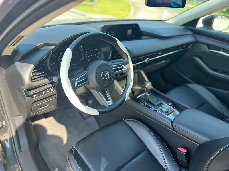 Mazda Mazda3 Axela 2021 2.0L Automatic quality dazzle version interior photo 15 Mazda Mazda3 Axela 2021 2.0L Automatic quality dazzle version interior photo 15