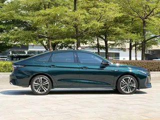 Chery Arrizo 8 2024 High-energy version 2.0T DCT Strength exterior photo 7 Chery Arrizo 8 2024 High-energy version 2.0T DCT Strength exterior photo 7