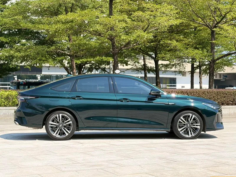 Chery Arrizo 8 2024 High-energy version 2.0T DCT Strength exterior photo 7 Chery Arrizo 8 2024 High-energy version 2.0T DCT Strength exterior photo 7