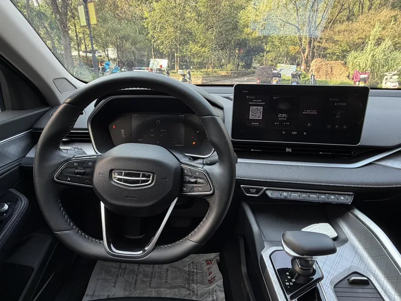 Geely Preface 2021 2.0T Luxury type+ exterior photo 9 Geely Preface 2021 2.0T Luxury type+ exterior photo 9