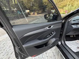 Geely Preface 2021 2.0T Luxury type+ interior photo 18 Geely Preface 2021 2.0T Luxury type+ interior photo 18