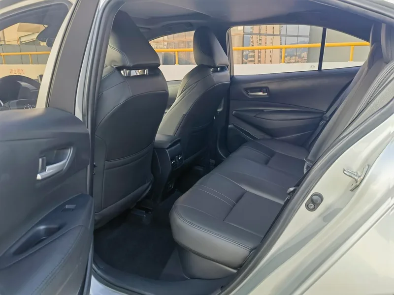 Toyota Levin 2021 Dual Power 1.8H E-CVT Leading Edition interior photo 9 Toyota Levin 2021 Dual Power 1.8H E-CVT Leading Edition interior photo 9