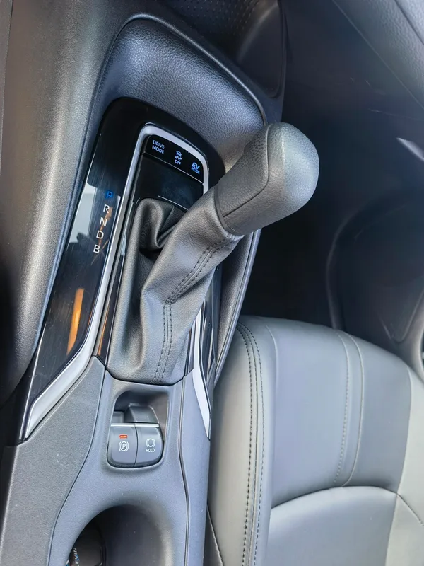 Toyota Levin 2021 Dual Power 1.8H E-CVT Leading Edition interior photo 11 Toyota Levin 2021 Dual Power 1.8H E-CVT Leading Edition interior photo 11