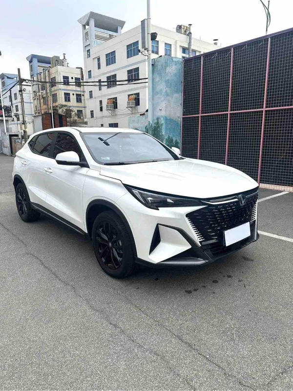 Changan X5 PLUS 2025 1.5T DCT High-energy version exterior photo 3 Changan X5 PLUS 2025 1.5T DCT High-energy version exterior photo 3