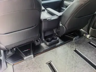 Toyota Sienna 2023 Doble motor 2.5L Versión de lujo exterior foto 10 Toyota Sienna 2023 Doble motor 2.5L Versión de lujo exterior foto 10