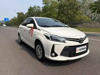 Toyota Vios 2022 1.5L CVT Création CARE Version extérieur photo 3 Toyota Vios 2022 1.5L CVT Création CARE Version extérieur photo 3