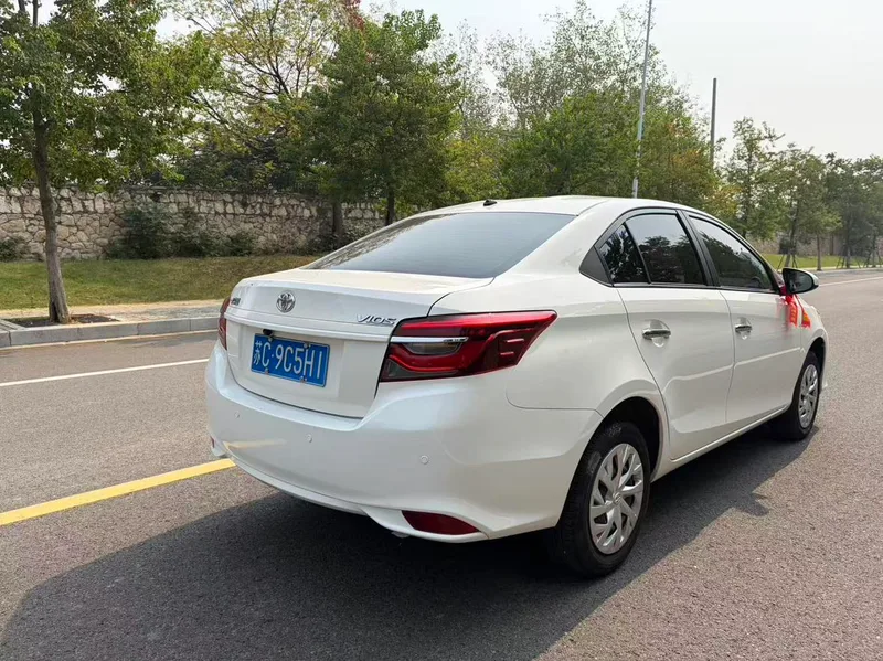 Toyota Vios 2022 1.5L CVT Création CARE Version extérieur photo 5 Toyota Vios 2022 1.5L CVT Création CARE Version extérieur photo 5