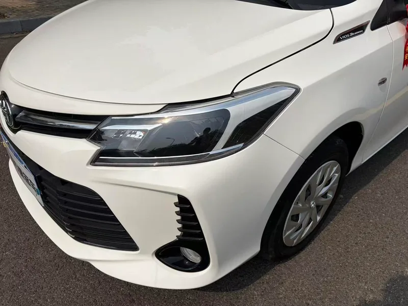 Toyota Vios 2022 1.5L CVT Création CARE Version extérieur photo 6 Toyota Vios 2022 1.5L CVT Création CARE Version extérieur photo 6
