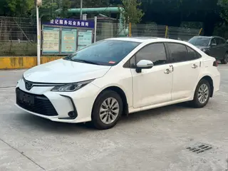 Toyota Corolla 2019 1.2T S-CVT GL-i Version d'élite extérieur photo 1