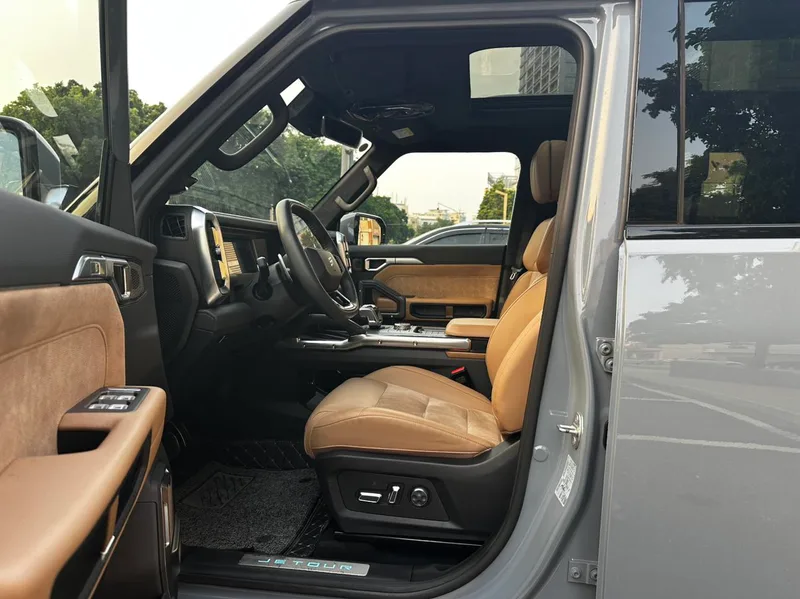 Jetour T2 2023 2.0TD Four-wheel drive Time travel PRO+ exterior photo 7
