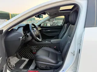 Mazda Mazda3 Axela 2022 2.0L Auto Quality Edition exterior photo 5