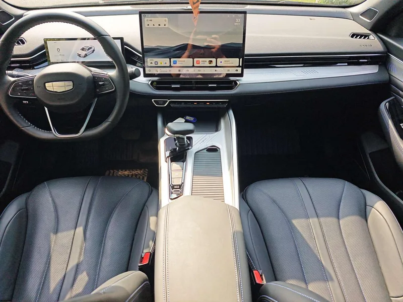 Geely Preface 2025 1.5T Oriente Yao Edición Kunlun exterior foto 4 Geely Preface 2025 1.5T Oriente Yao Edición Kunlun exterior foto 4