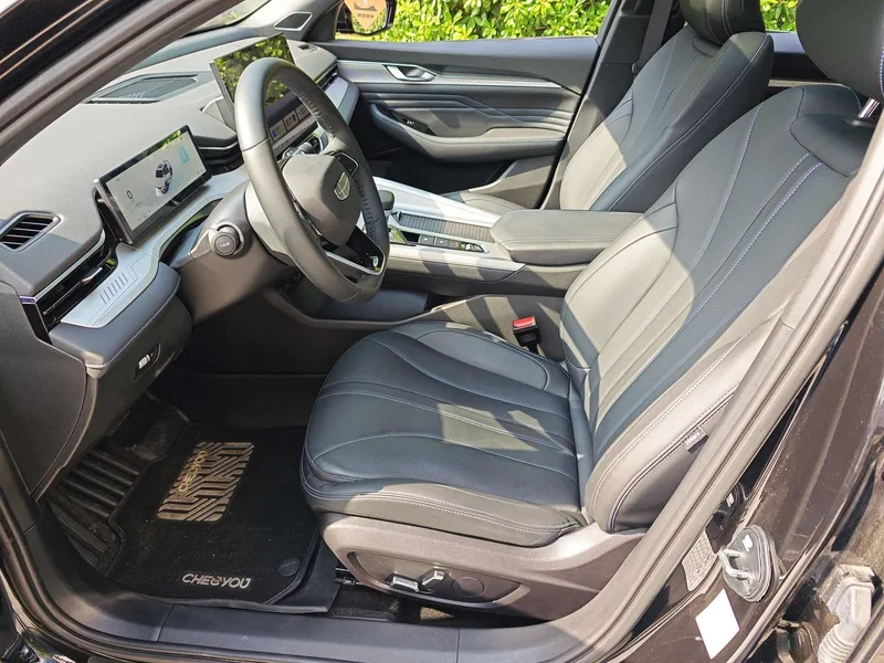 Geely Preface 2025 1.5T Oriente Yao Edición Kunlun exterior foto 5 Geely Preface 2025 1.5T Oriente Yao Edición Kunlun exterior foto 5