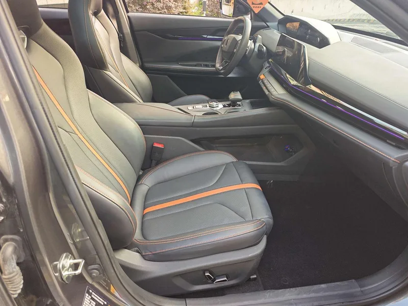 Changan UNI-V 2024 1.5T Finition premium extérieur photo 6
